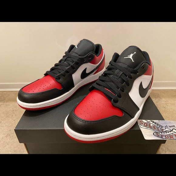 NEW Nike Air Jordan 1 Retro Low Bred Toe Red Black White Banned Chicago Mens GS - Picture 2 of 11
